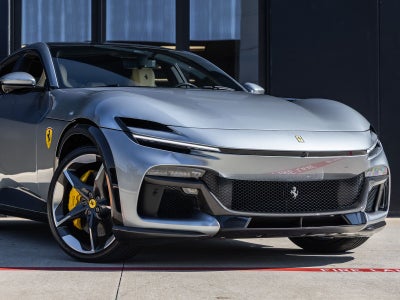 2025 Ferrari Purosangue Base