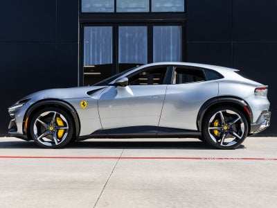 2025 Ferrari Purosangue Base