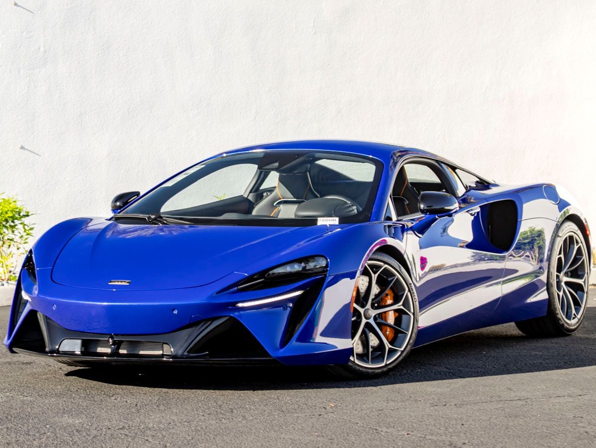 2026 McLaren Artura TechLux