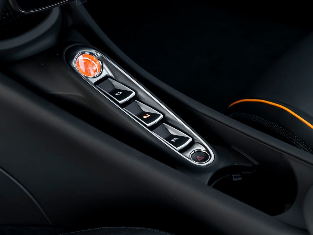 2026 McLaren Artura Spider
