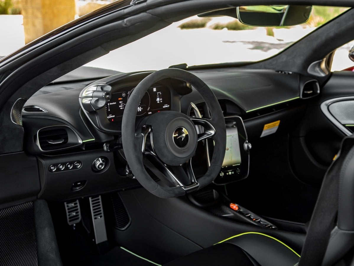 2025 McLaren Artura Spider