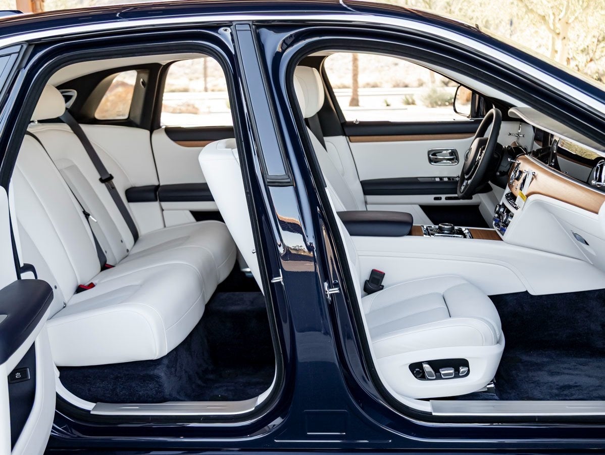 2025 Rolls-Royce Ghost 