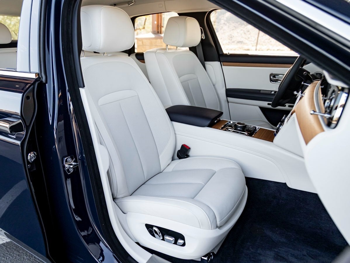 2025 Rolls-Royce Ghost 