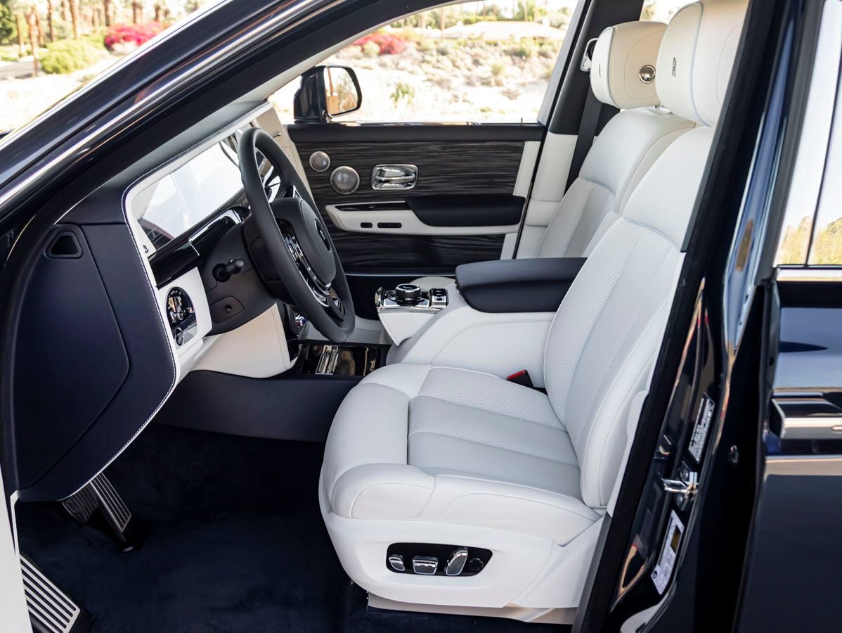 2026 Rolls-Royce Phantom 