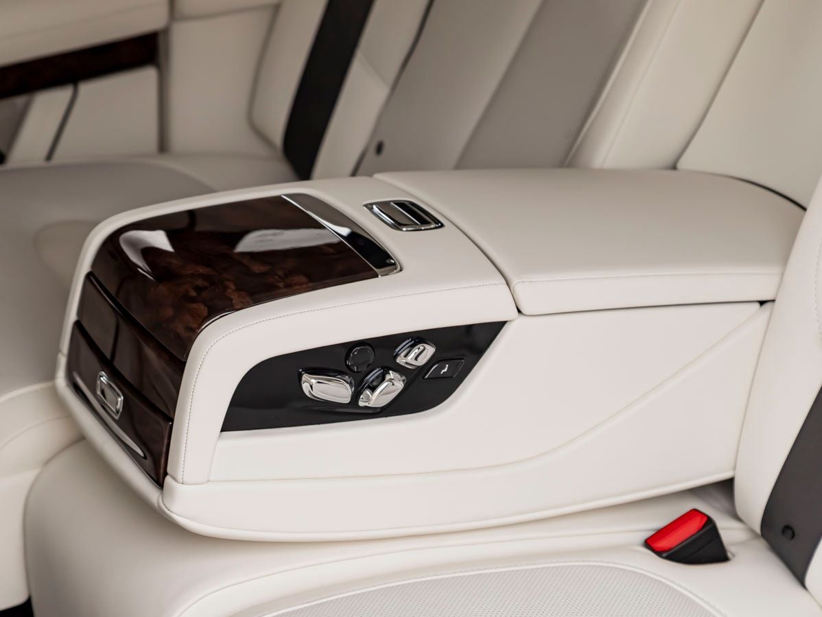 2027 Rolls-Royce Ghost 