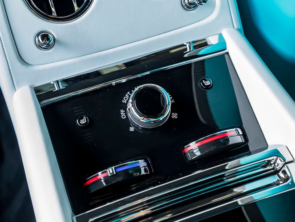 2025 Rolls-Royce Spectre 