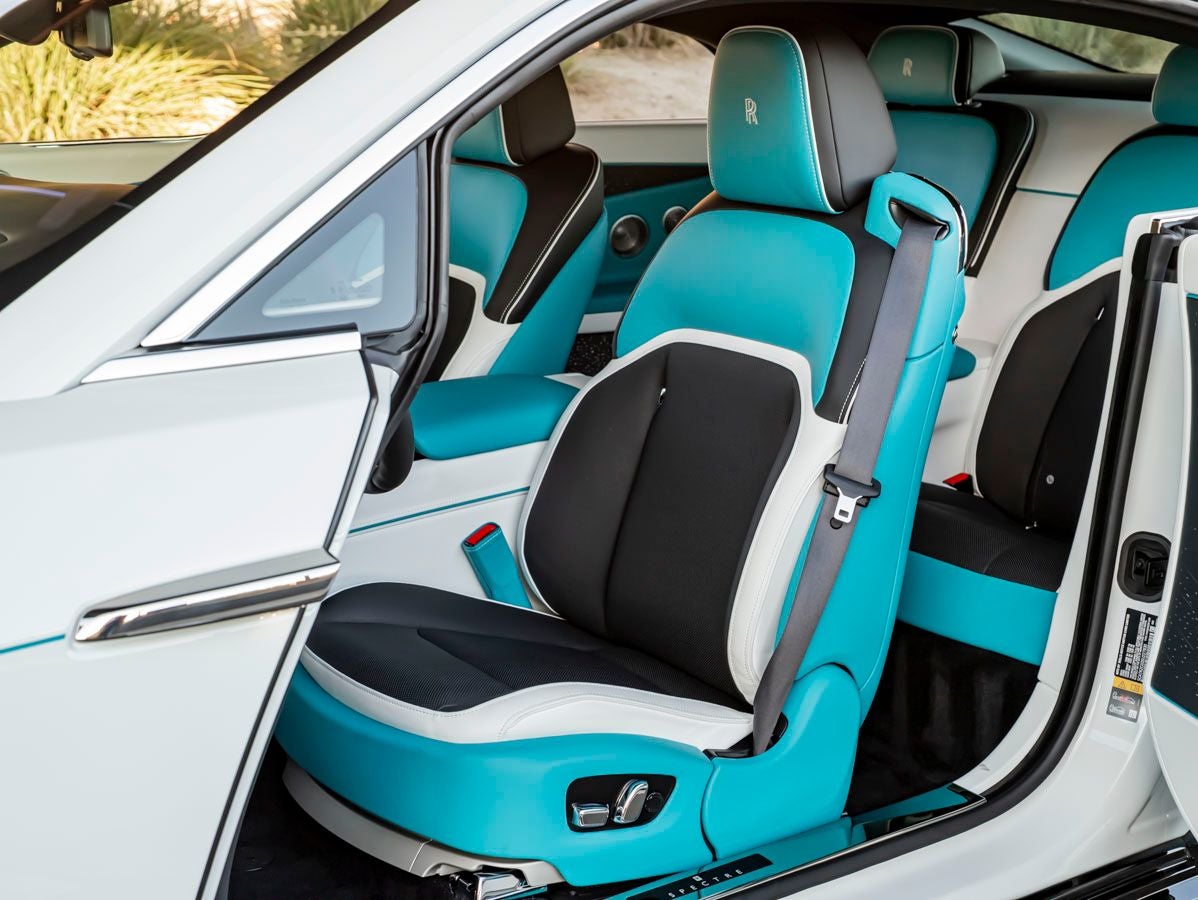 2025 Rolls-Royce Spectre 