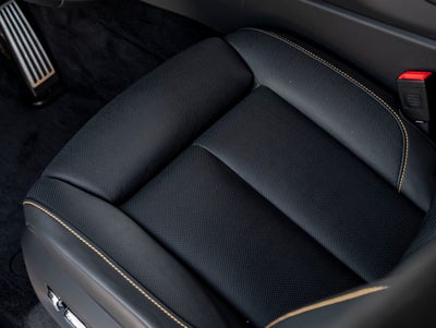 2027 Rolls-Royce Cullinan 