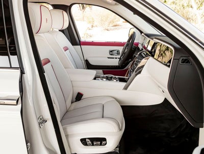 2027 Rolls-Royce Cullinan 