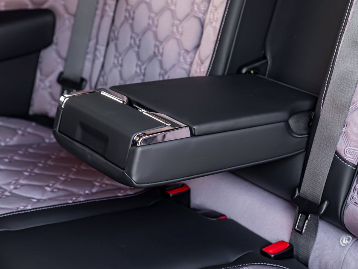 2027 Rolls-Royce Black Badge Cullinan