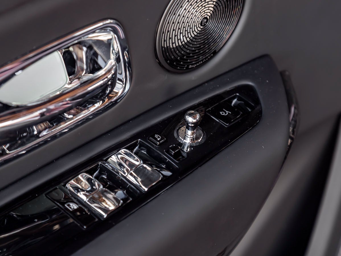 2027 Rolls-Royce Black Badge Cullinan