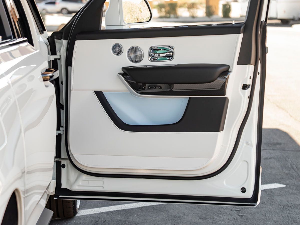 2026 Rolls-Royce Black Badge Cullinan