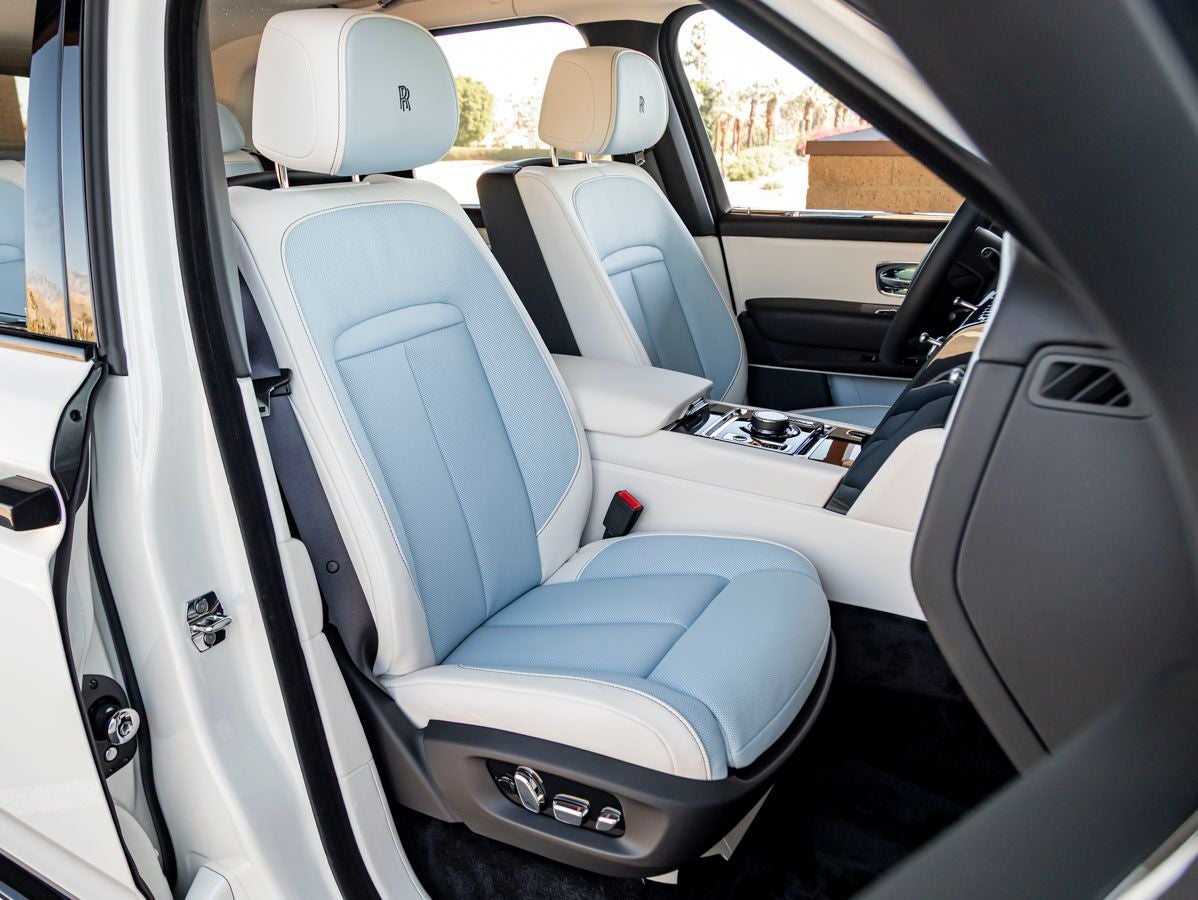 2026 Rolls-Royce Black Badge Cullinan