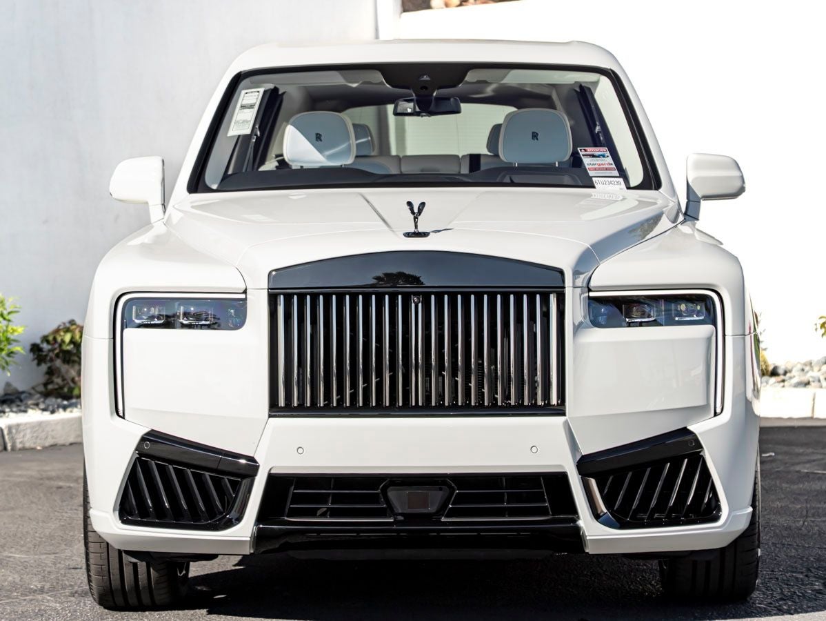 2026 Rolls-Royce Black Badge Cullinan