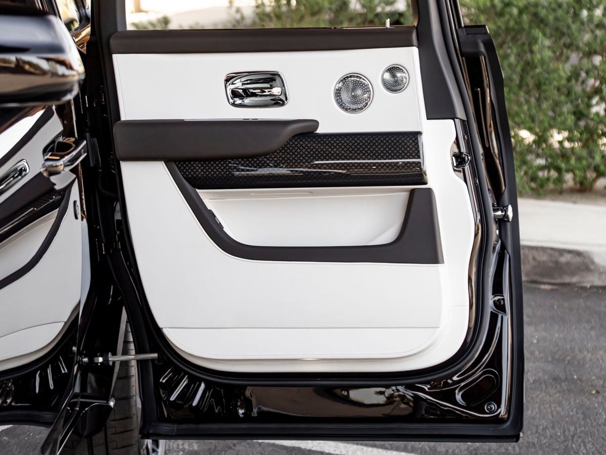 2026 Rolls-Royce Black Badge Cullinan