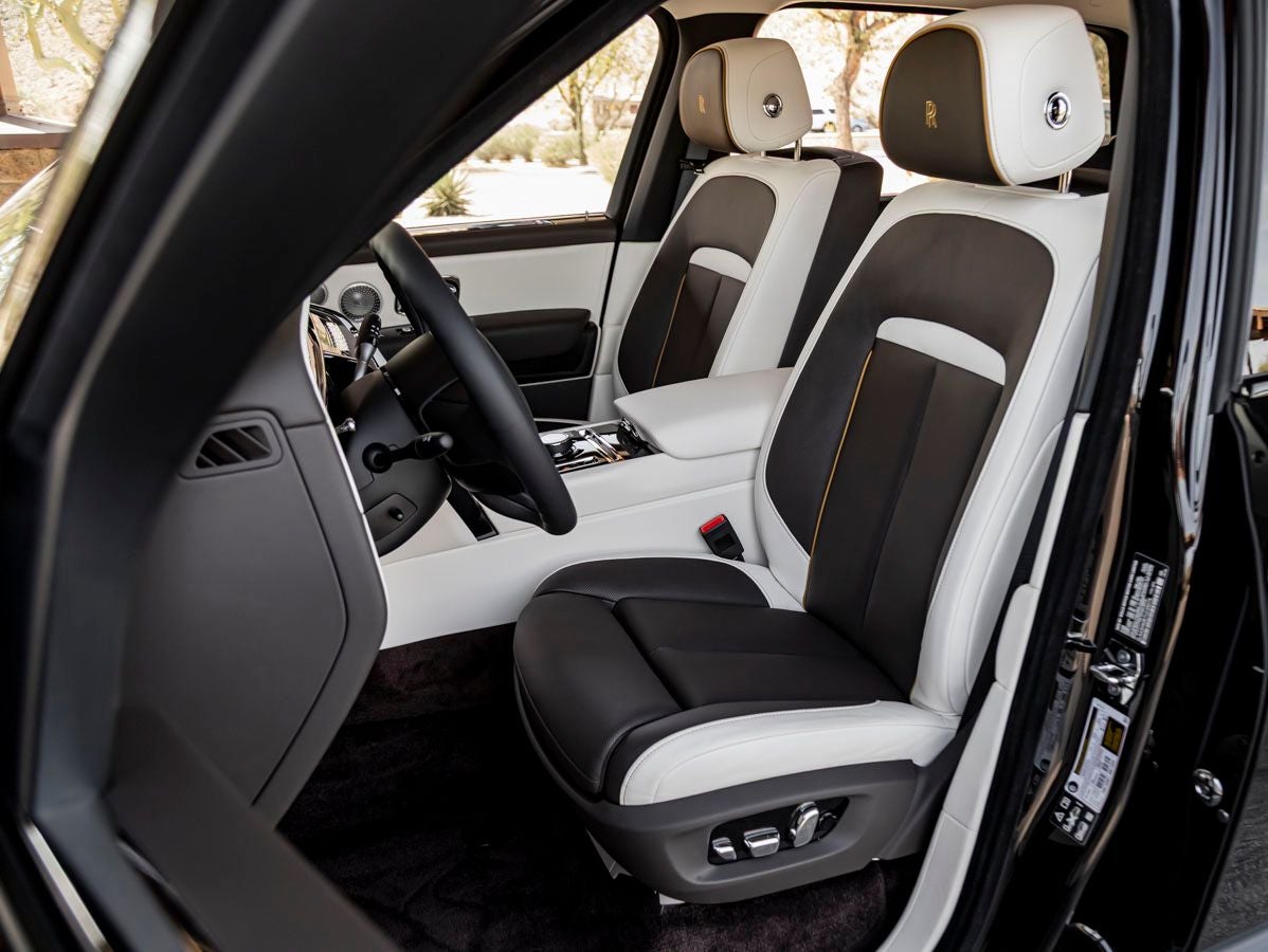 2026 Rolls-Royce Black Badge Cullinan