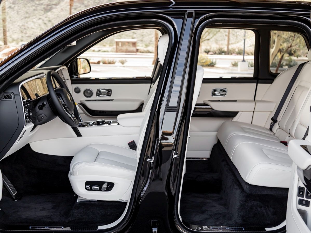 2026 Rolls-Royce Black Badge Cullinan