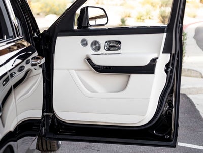 2026 Rolls-Royce Black Badge Cullinan