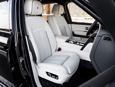 2026 Rolls-Royce Black Badge Cullinan