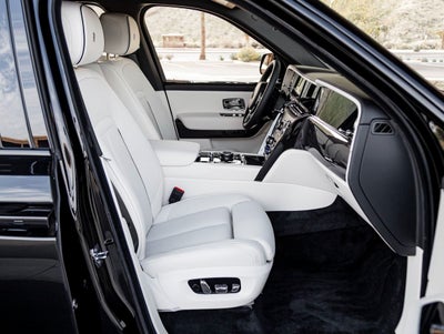 2026 Rolls-Royce Black Badge Cullinan