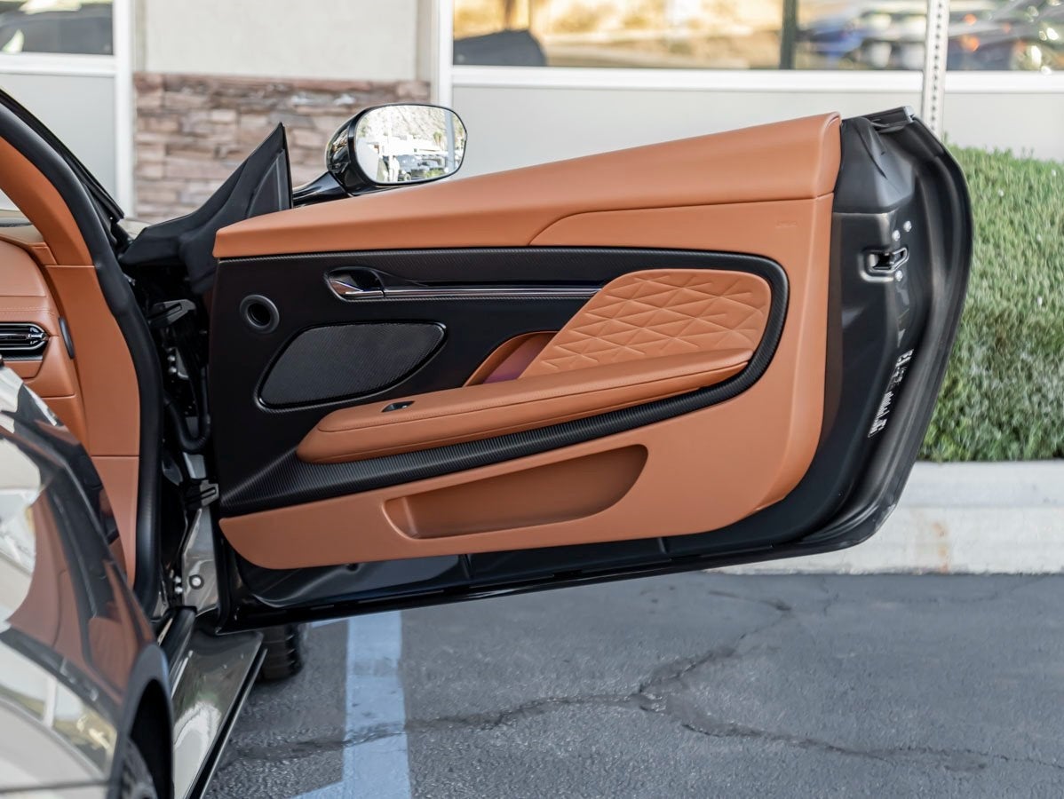 2026 Aston Martin DB12 Volante