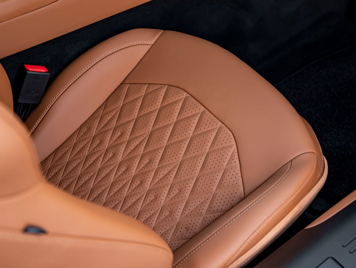 2026 Aston Martin DB12 Volante