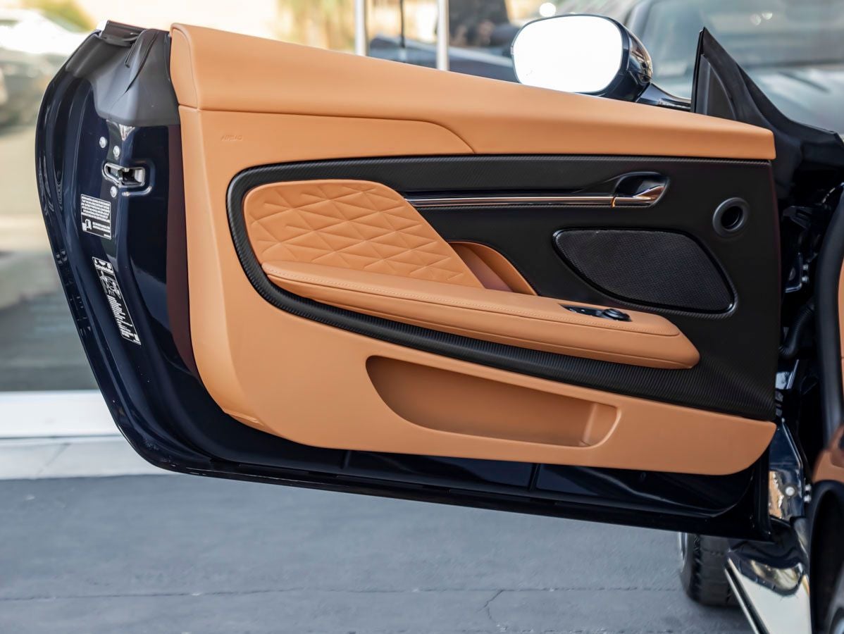 2026 Aston Martin DB12 Volante