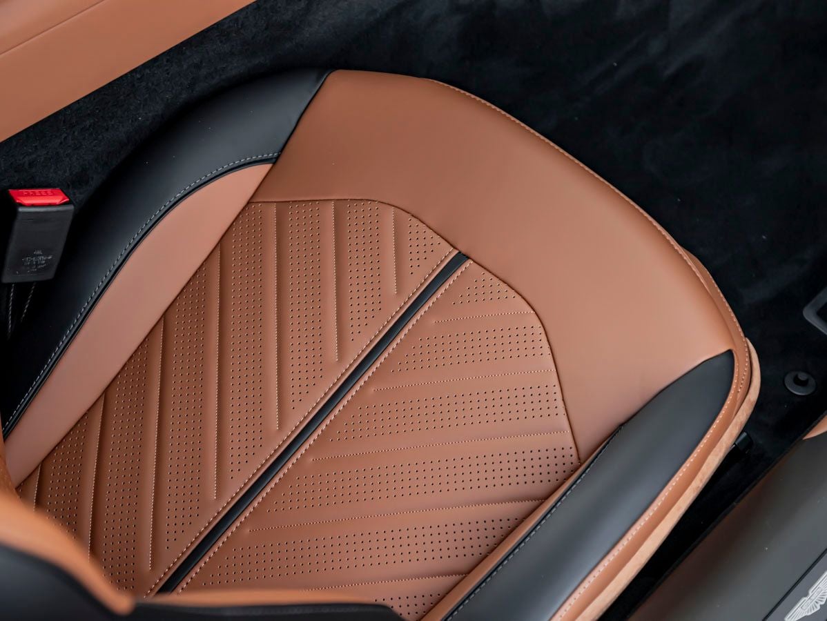 2026 Aston Martin DB12 S Volante