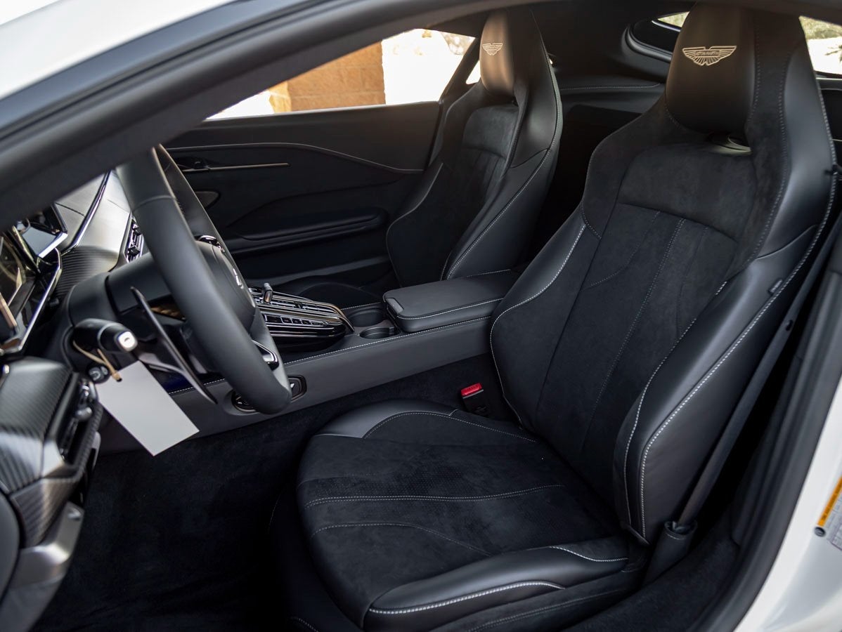 2026 Aston Martin Vantage Base