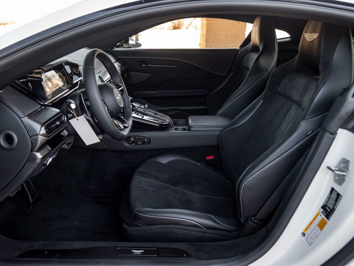 2026 Aston Martin Vantage Base