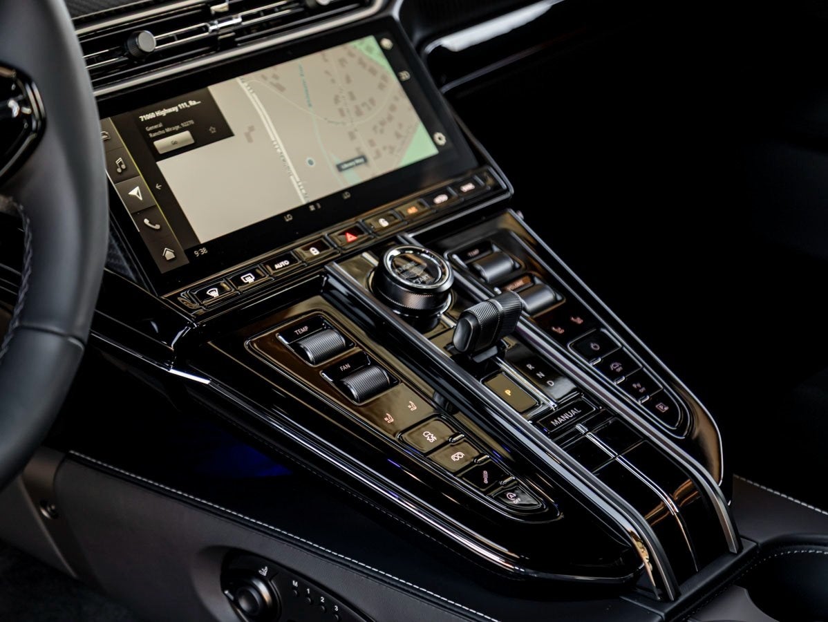 2026 Aston Martin Vantage Base