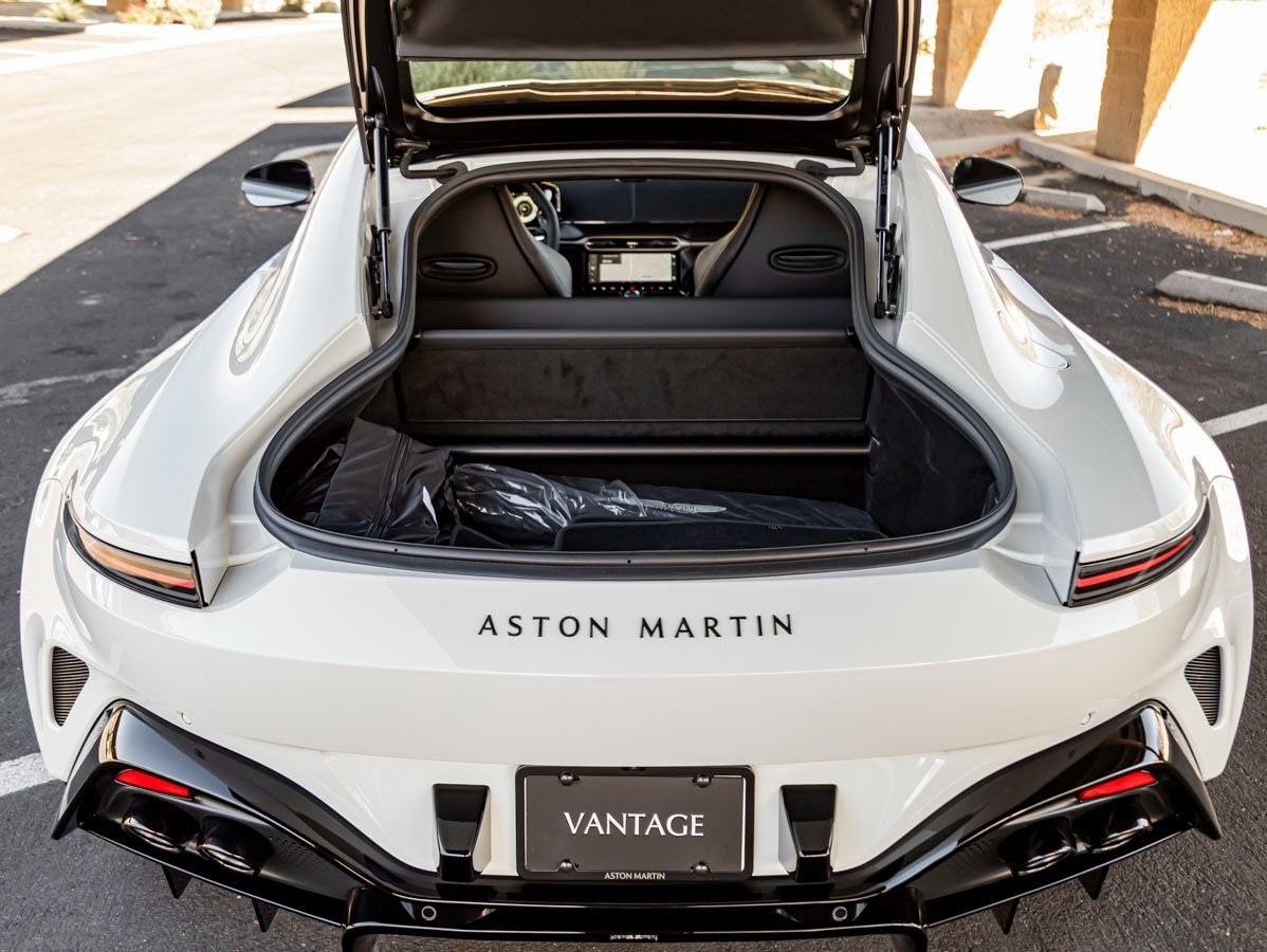 2026 Aston Martin Vantage Base