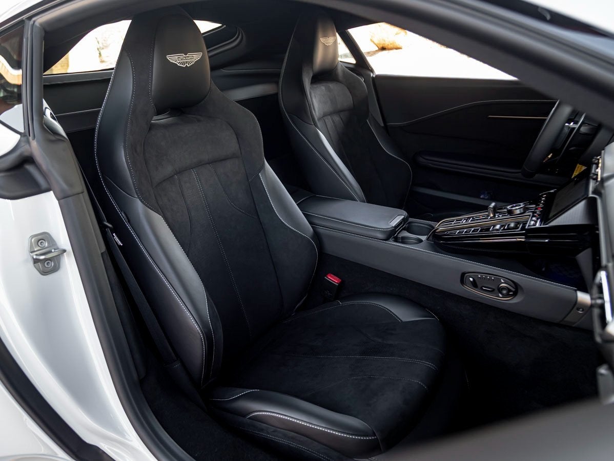 2026 Aston Martin Vantage Base