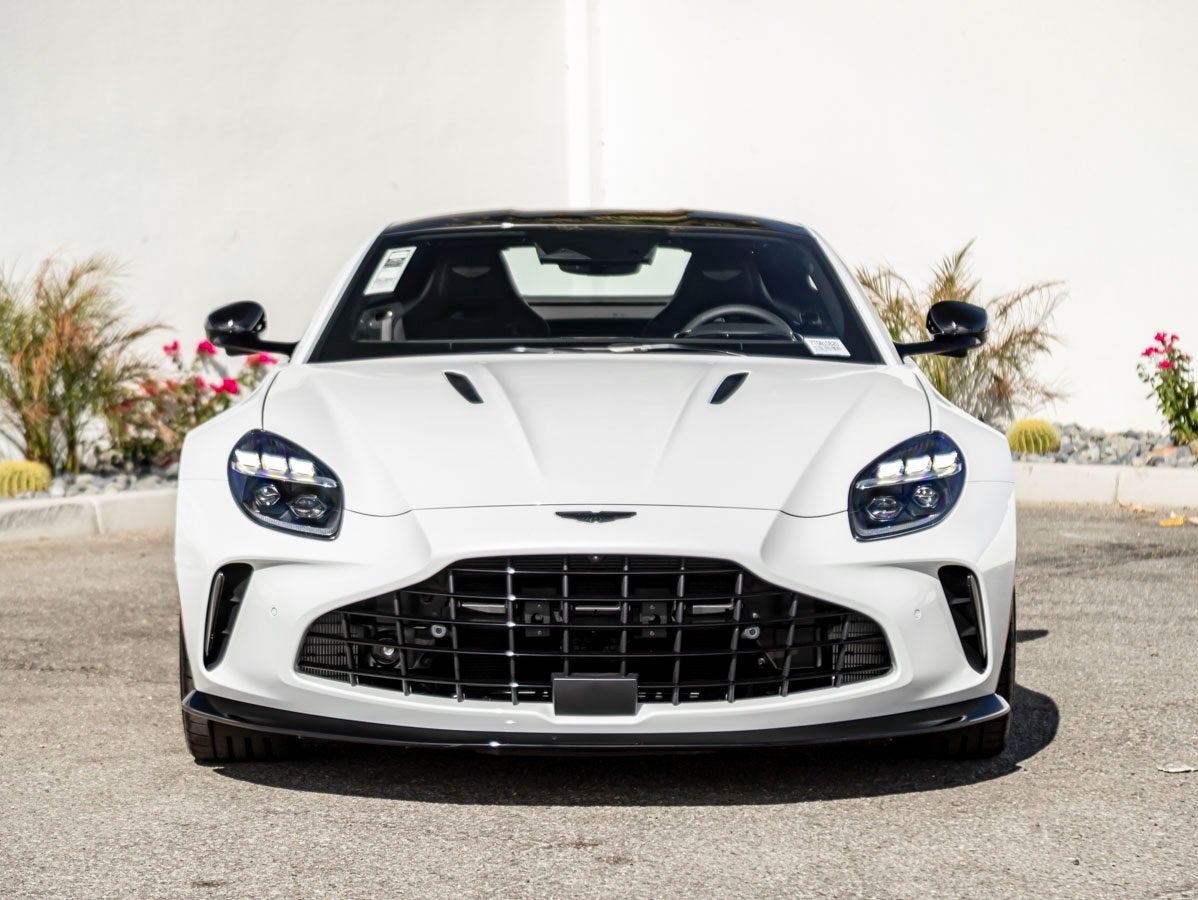 2026 Aston Martin Vantage Base