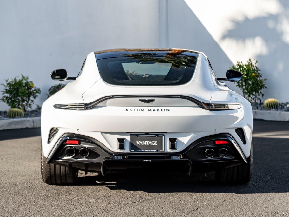 2026 Aston Martin Vantage Base