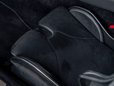 2025 Aston Martin Vantage Base