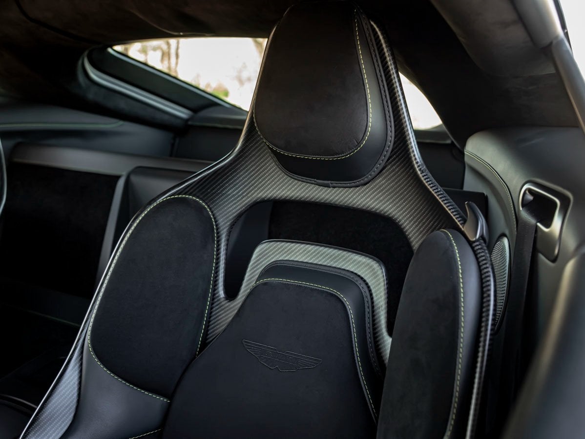 2025 Aston Martin Vantage Base