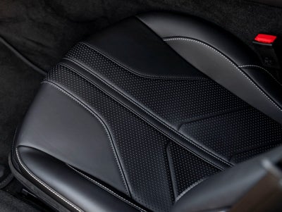 2026 Aston Martin Vantage Base