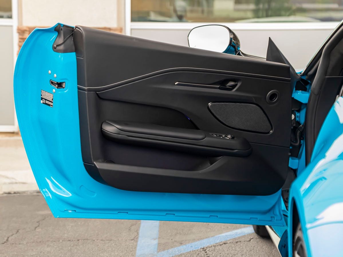 2026 Aston Martin Vantage Base