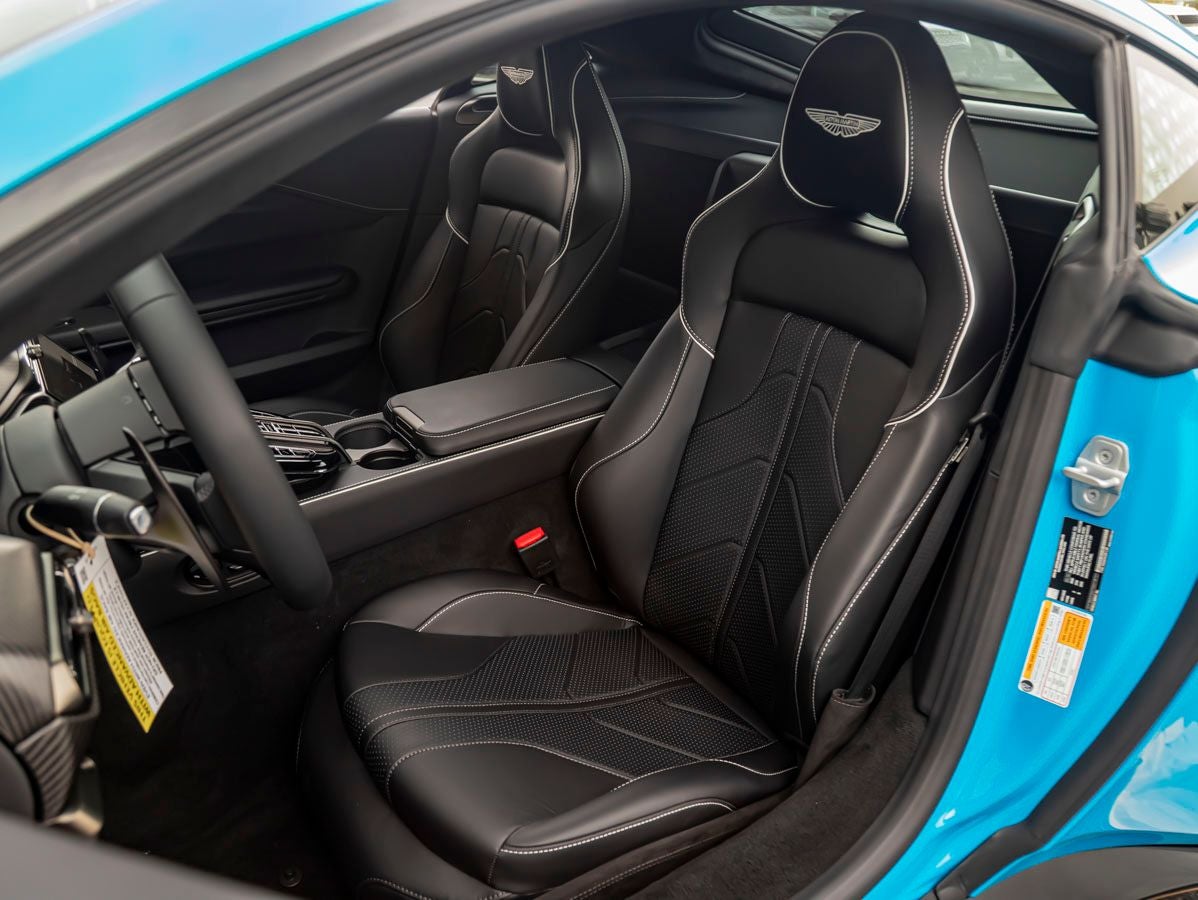 2026 Aston Martin Vantage Base