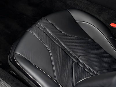 2026 Aston Martin Vantage Base