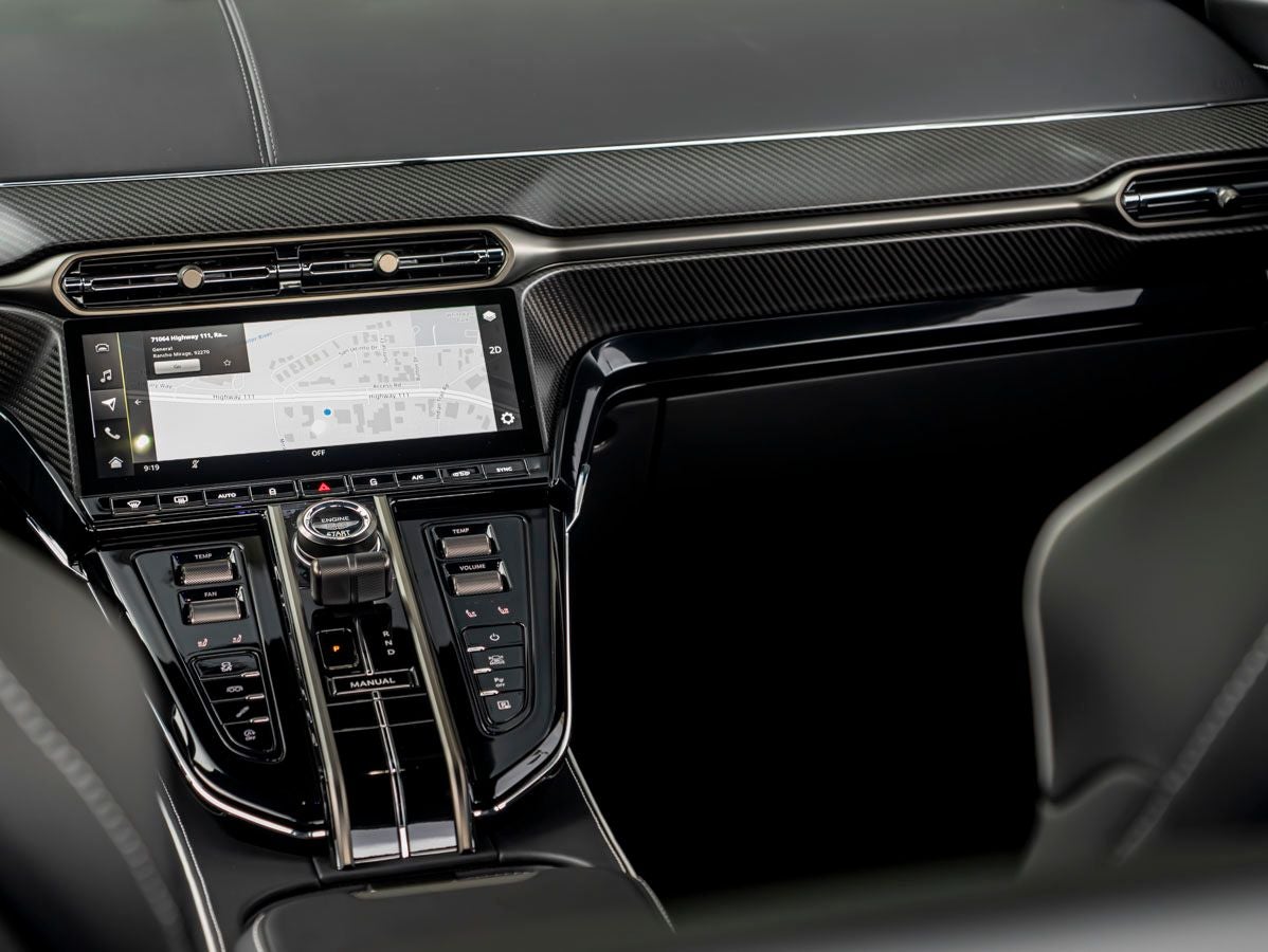 2026 Aston Martin Vantage Base