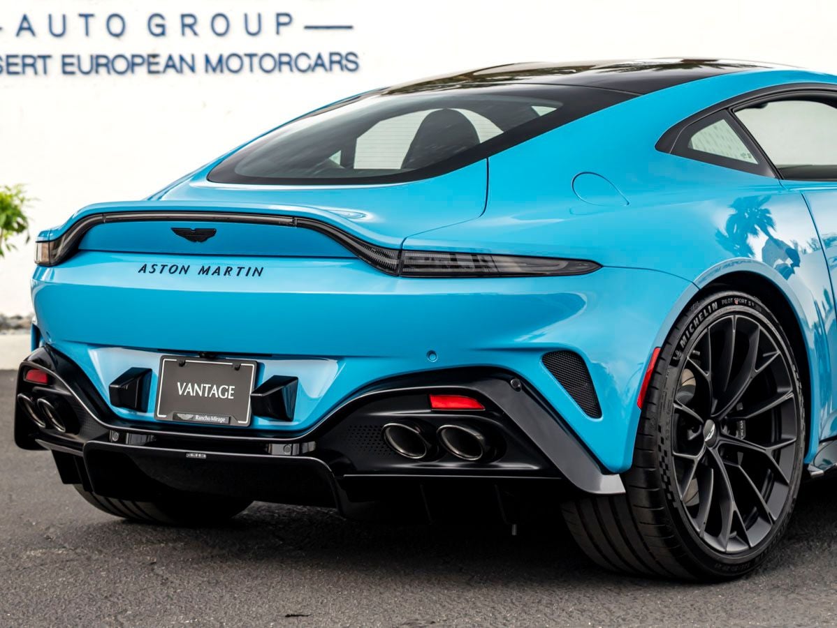 2026 Aston Martin Vantage Base