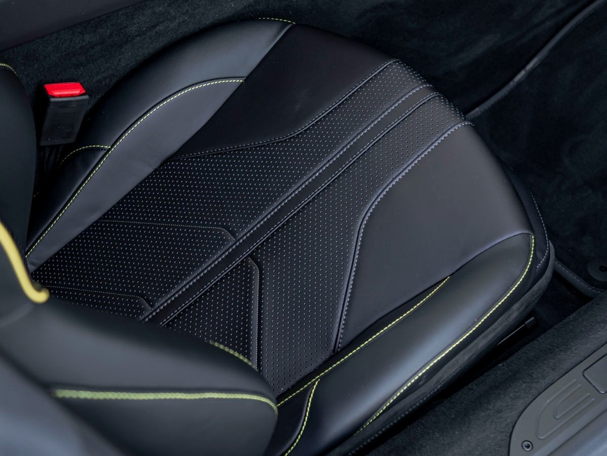 2026 Aston Martin Vantage Roadster