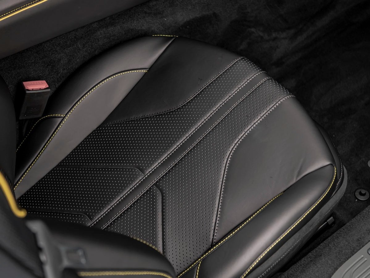 2026 Aston Martin Vantage Roadster