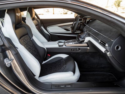 2025 Aston Martin Vanquish V12