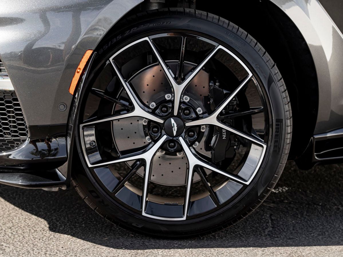 2026 Aston Martin DBX 707