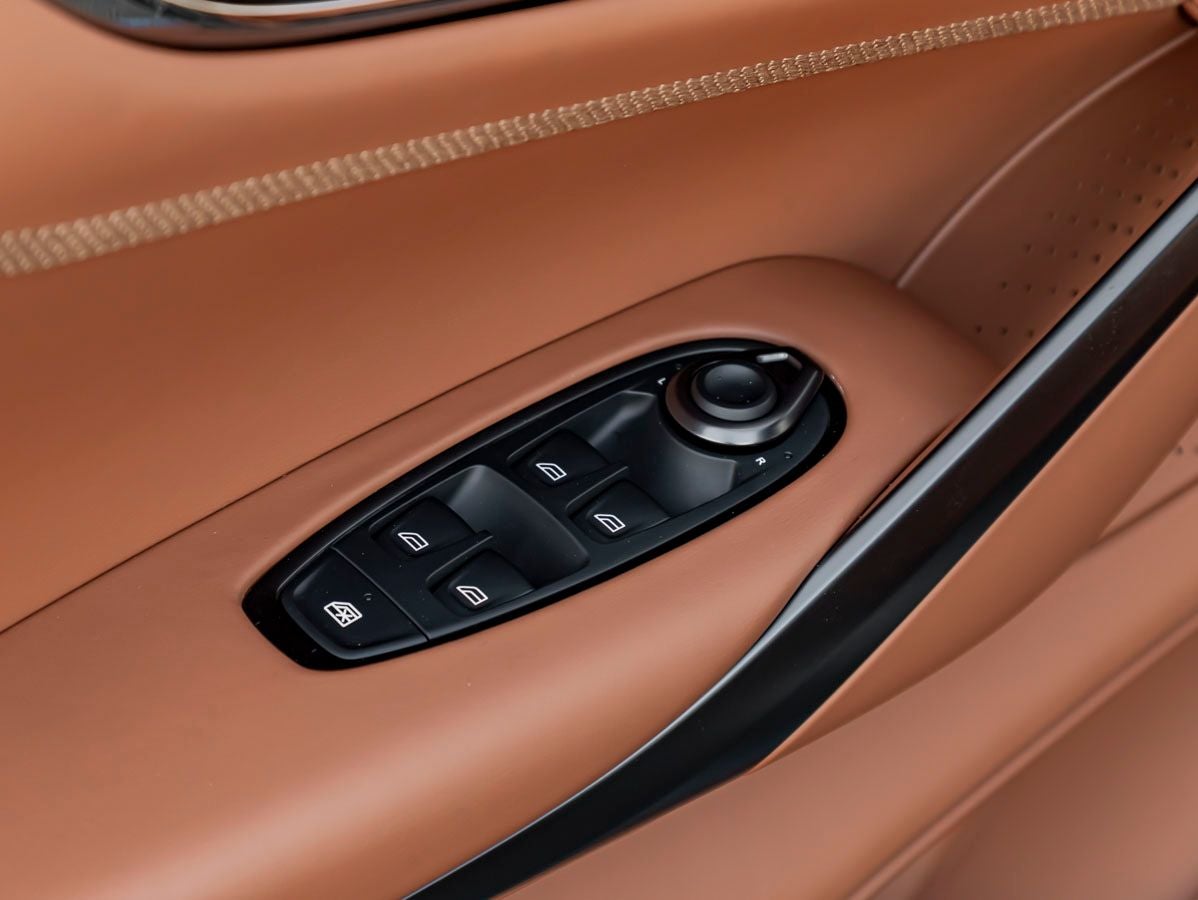 2026 Aston Martin DBX 707