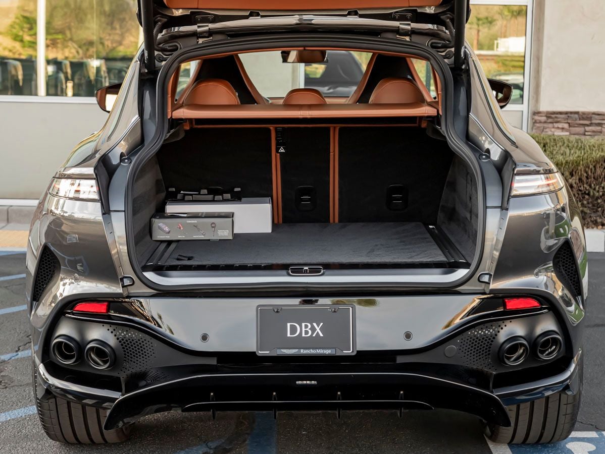 2026 Aston Martin DBX 707