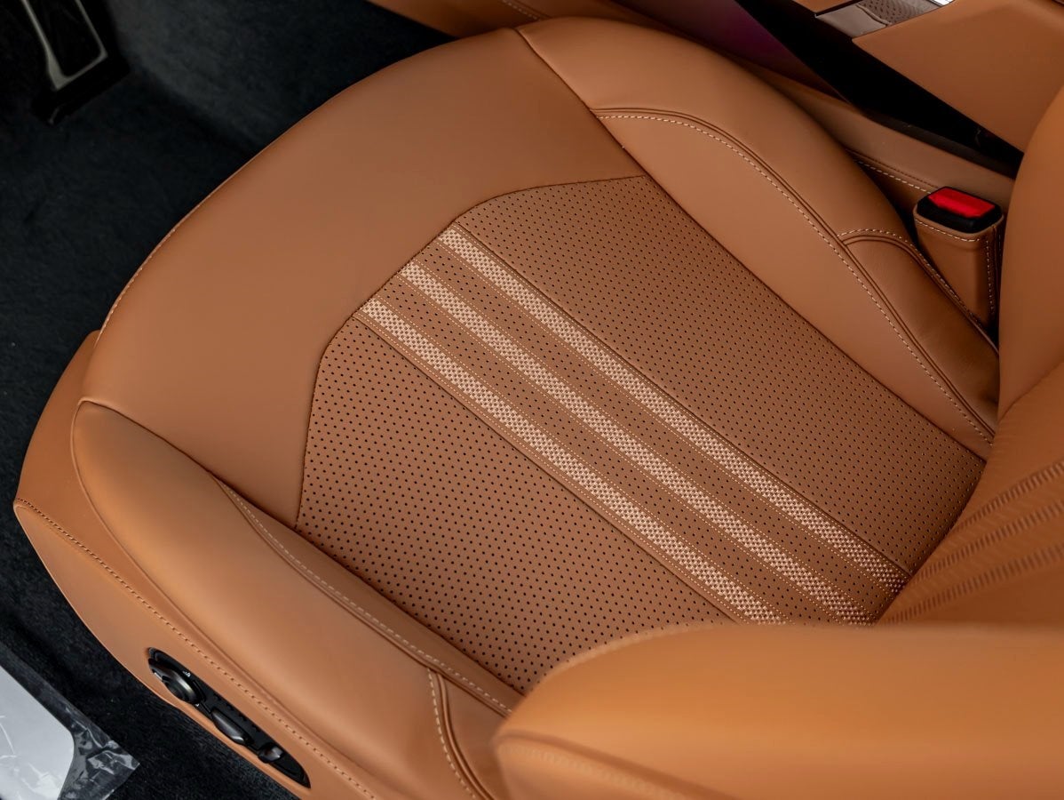 2026 Aston Martin DBX 707